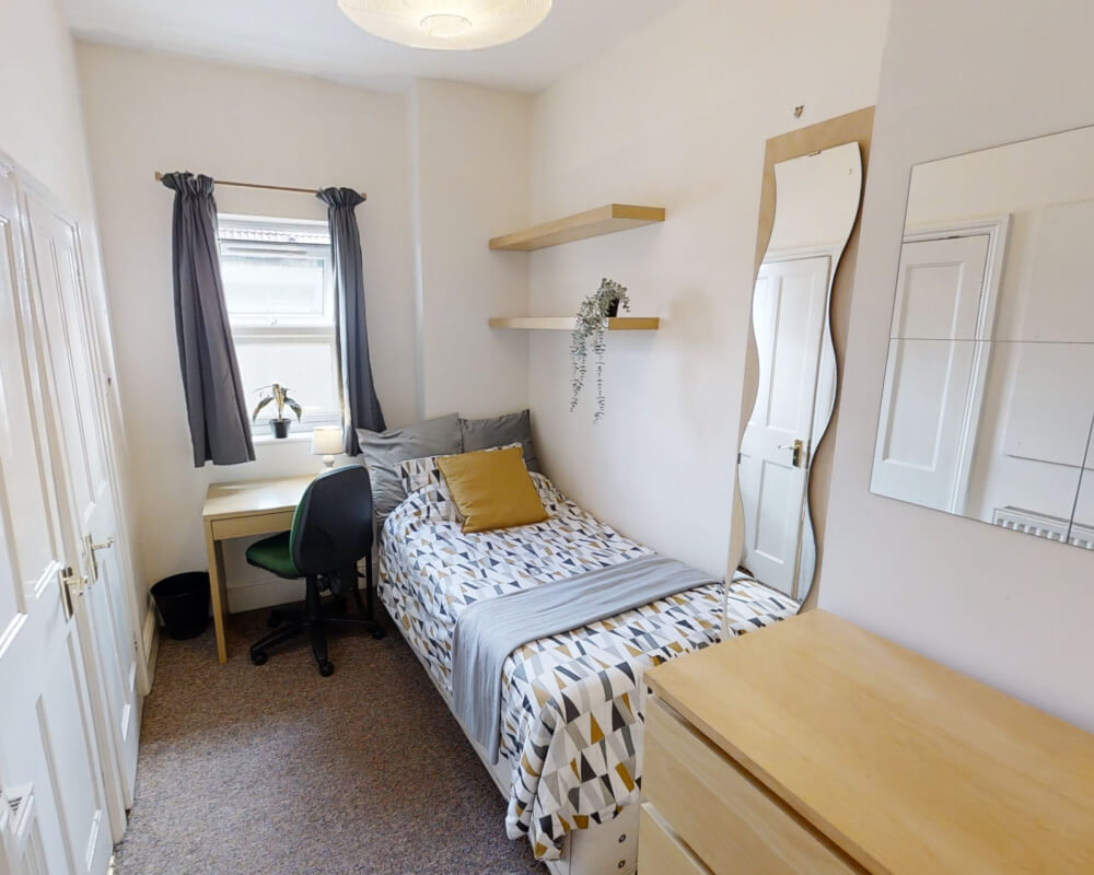 Bedroom 5